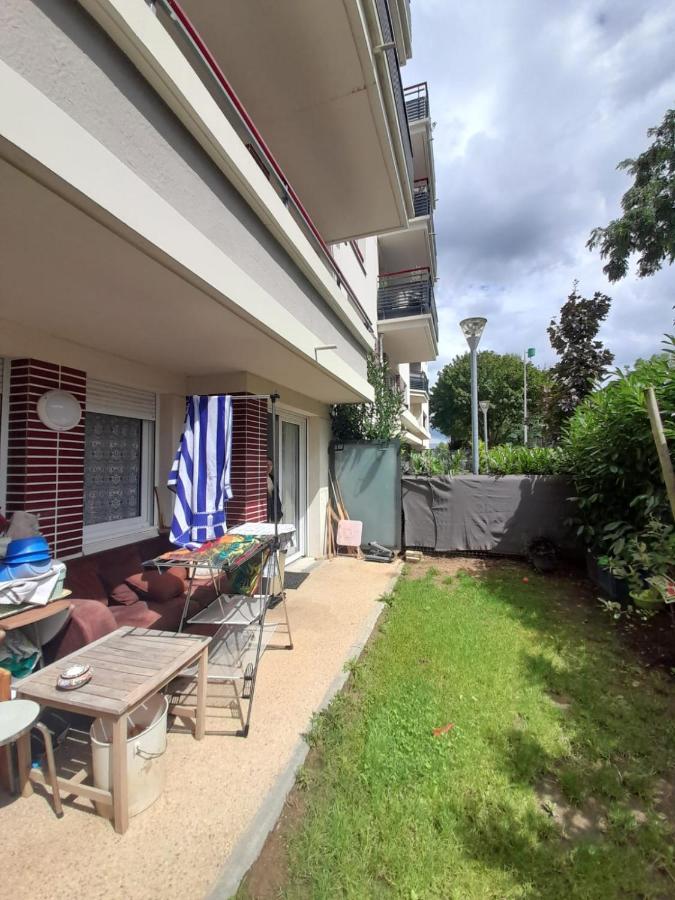 1 Chambres Pour 2 Personnes Avec 2 Salles De Bains Communes Chez L'Habitant Lognes Buitenkant foto